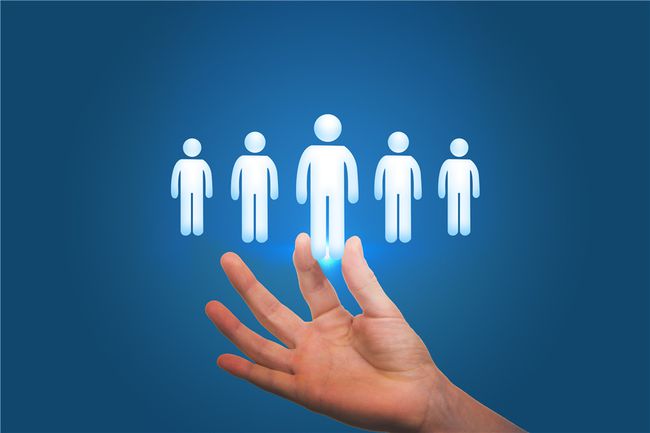 深圳十大獵頭公司：全國(guó)鋰電池行業(yè)總產(chǎn)值首次突破萬(wàn)億！